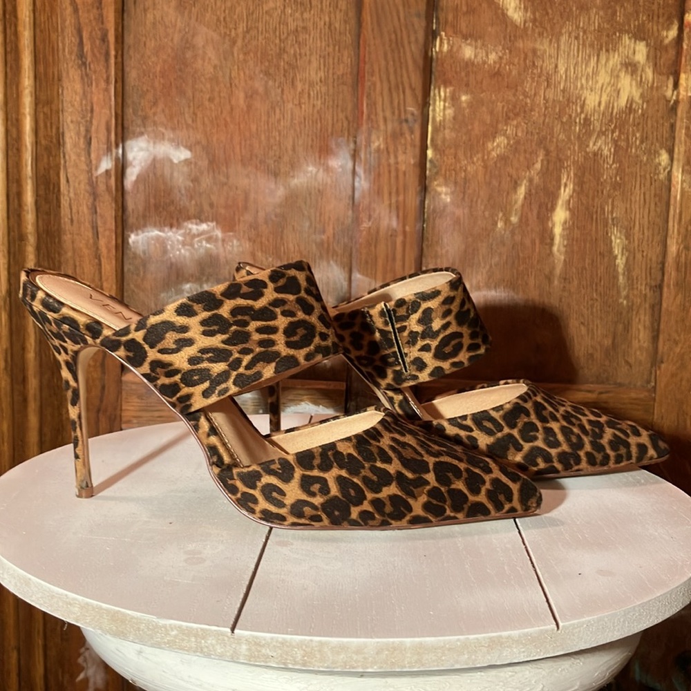 Venus Leopard Print Slides 4” Heels Size 10 - image 6